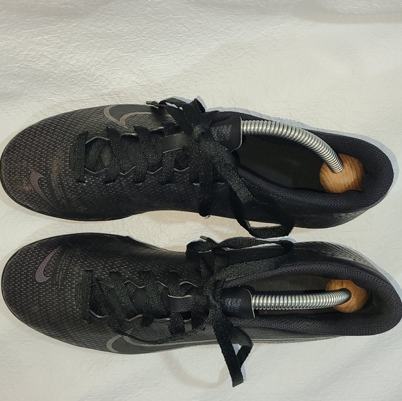 Mens Nike Mercurial Vapor 13 Club MG Soccer Cleats Size: 8.5 Color: Black - Picture 5 of 10